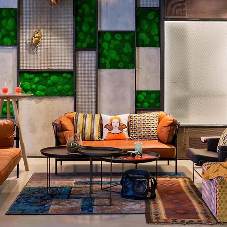 Hotel Moxy Praga Varsovie