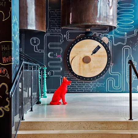 Szálloda Moxy Praga 3*