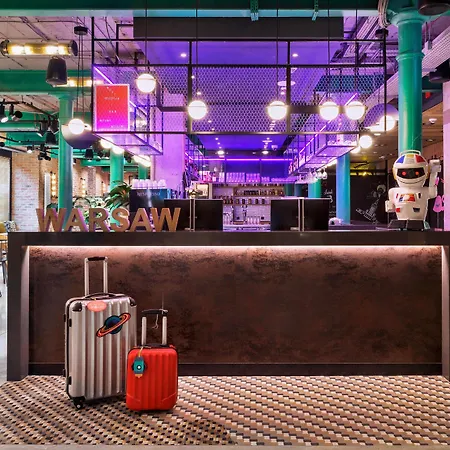 Moxy Praga Otel Varşova