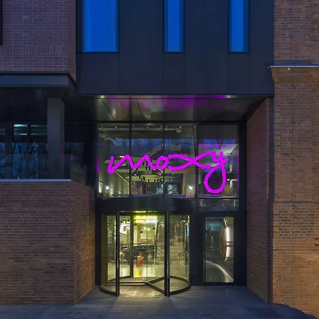 Moxy Praga 3* 华沙