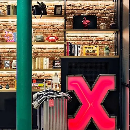 Moxy Praga 3* Warszawa