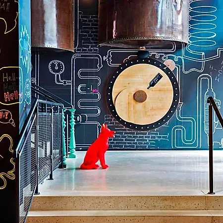 Hotel Moxy Praga
