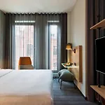 Hotel Moxy Praga