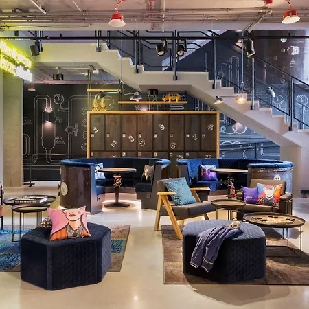 Moxy Praga